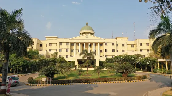 Ajeenkya DY Patil University campus, Pune